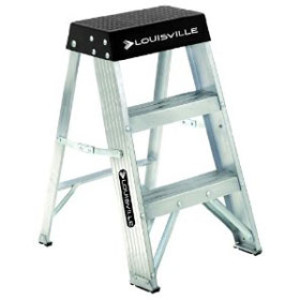 LOUISVILLE LADDER AS3002 2' TYPE IA ALUMINUM STEPLADDER 300LB RATING