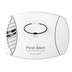 FIRST ALERT CO400 CARBON MONOXIDE ALARM 9V BATTERIES